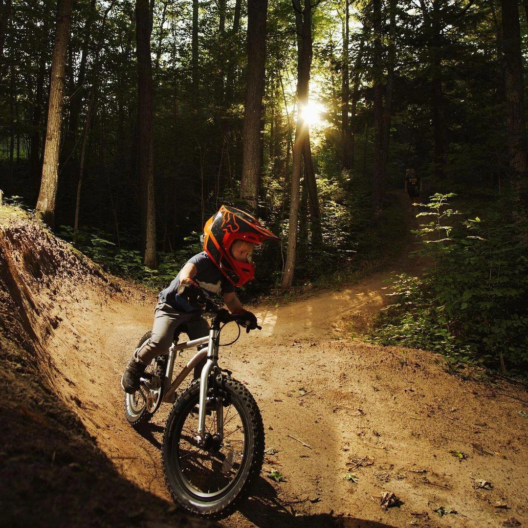 Page de garde -Pas Cher vtt Magasin 142331670 3935371573160513 2793796529400994777 n